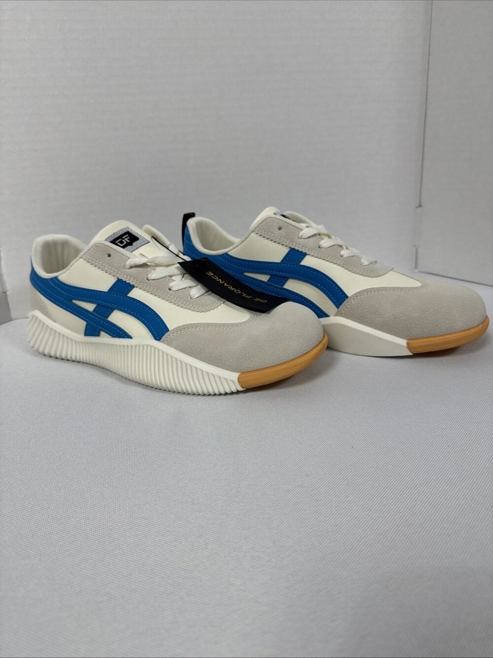 De Florance Cloudea Vintage Sneakers White Blue Low Top Women’s US 11 NWT